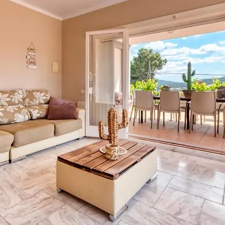 Villa Costacabana - Yara Lloret de Mar