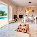 Costacabana - Yara Villa Lloret de Mar