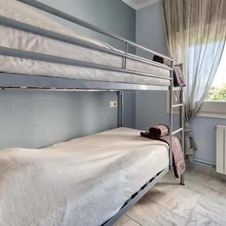 Vila Costacabana - Yara